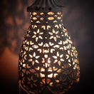 COUNTRY LACE, ROIKKUVA TUIKKUVALAISIN ANTIIKIN KERMANVALK. 18x12,5 cm