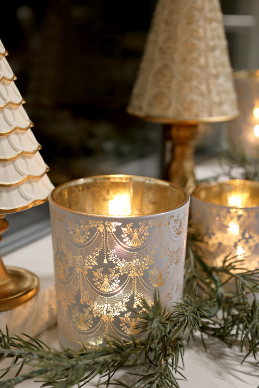 HURRIKAANI PITSIKUVIOLLA, LASIA 10x9 cm