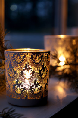 HURRIKAANI PITSIKUVIOLLA, LASIA 8x7 cm