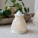 COUNTRY LACE, PITSILYHTY ANTIIKIN KERMANVALKOINEN 19,5x15 cm