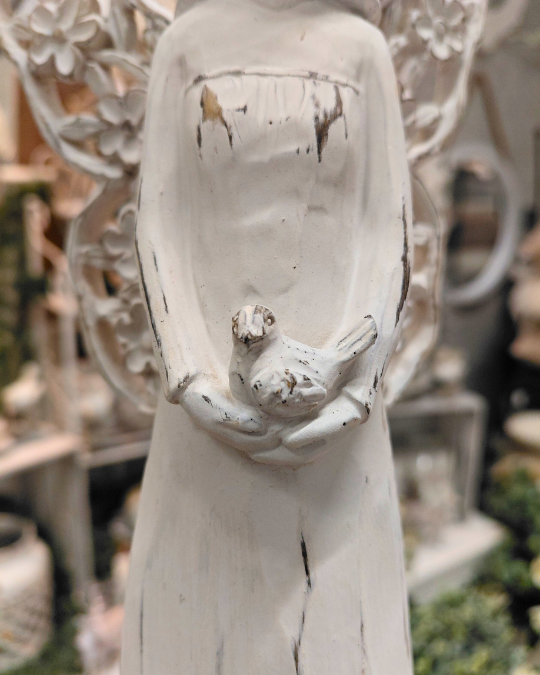 ENKELI JA KYYHKY, KULUTETUN VALKOINEN 10,5x5x17,5 cm