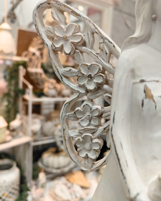 ENKELI JA KYYHKY, KULUTETUN VALKOINEN 10,5x5x17,5 cm