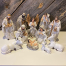 SEIMIKOKONAISUUS, SIS. 11 HAHMOA, koot 4-15 cm