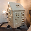 TALOLYHTY, VALKOINEN 7,5x12x7 cm