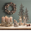 TALVITYTTÖ TAI -POIKA KOIRAN KANSSA, 10x22x7 cm