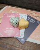 KIITOS ON PIENI SANA, HOITOKASSI