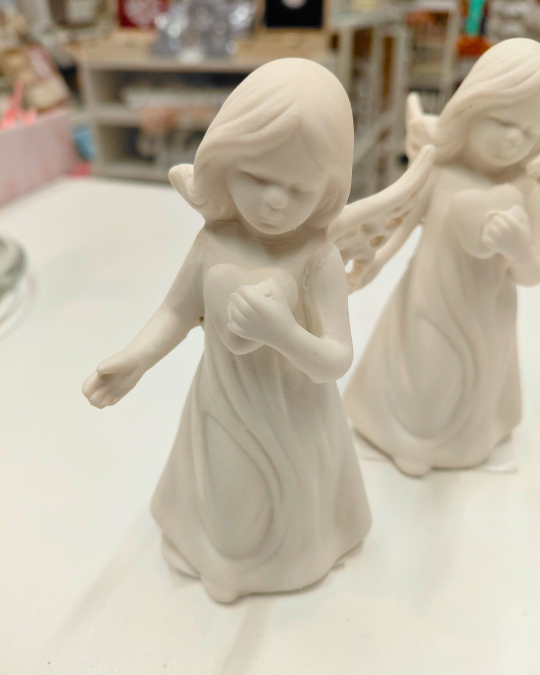 ENKELI JA SYDÄN, VALKOINEN 7x10x6 cm