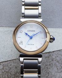 Citizen Eco-Drive Round Collection EM1136-87D naisten rannekello 