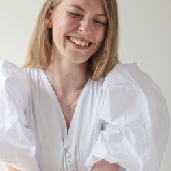 Lumoava Helmi risti timantilla L50214130000