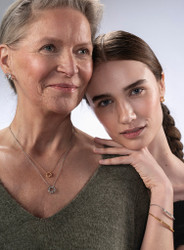 Lumoava Aina riipus L66259730000