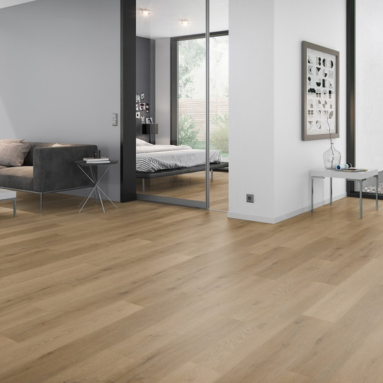 Bjornin kultatammi vinyylilankku (integroitu askeläänieriste)