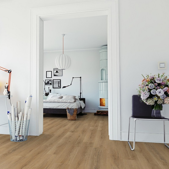 Delfynen tammi vinyylilankku (integroitu aluskate)