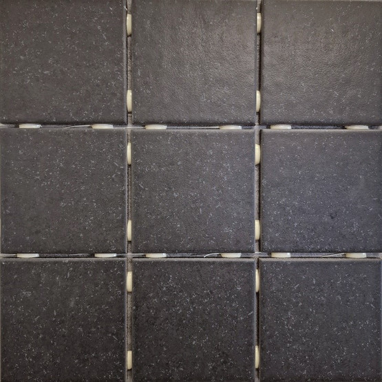 Fossano Black matta 10x10 cm lattialaatta