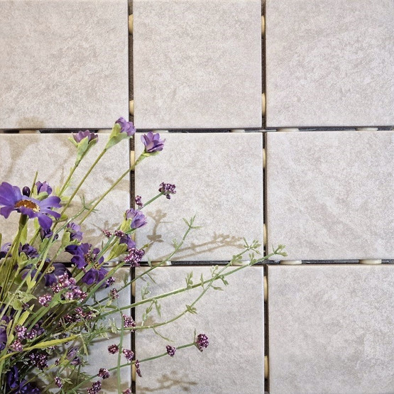 Stoa Whtie ANTISLIP matta 10x10 cm lattialaatta