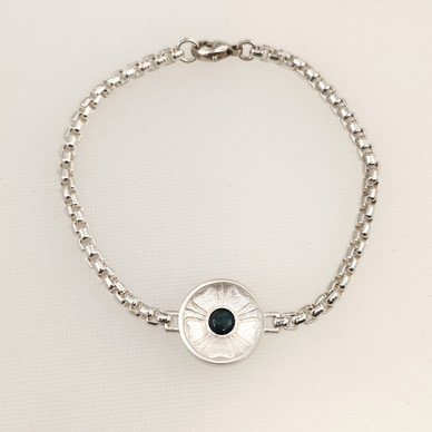 Kalevala Koru | Kirsti Doukas | Ruusu Rannekoru | Spektroliitti | Hopeaa