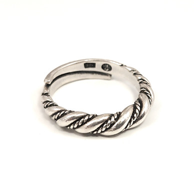 KK, Kalevala Koru, Halikon Lampolan kierrekoru -sormus, Hopeaa 