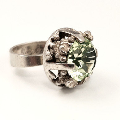 MV M.Viikinniemi | Sormus vihreällä kivellä | Hopeaa -69