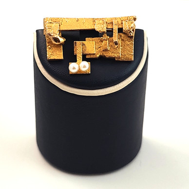 Lapponia | Björn Weckström | JÄÄRIITE-Solki | Rintakoru Helmillä |  585 Kultaa 