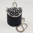 Kalevala Koru | Naisen ääni RIIPUS | Topaasi | Kaulakoru Hopeaa 