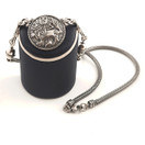 Kalevala Koru|  Aurinkoleijona -Kääty | Kaulakoru amuletilla |  Hopeaa 