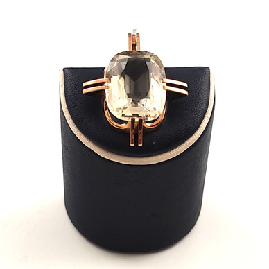 Kupittaan kulta oy | Elis Kauppi | Kivellinen Riipus |  14k kultaa -56