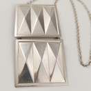 Kalevala Koru | Bengt Erikson | malli-1495 |  kaulakoru | Hopeaa -69