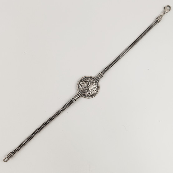 Kalevala Koru | Aurinkoleijona Rannekoru |  Amuletti | Hopeaa 