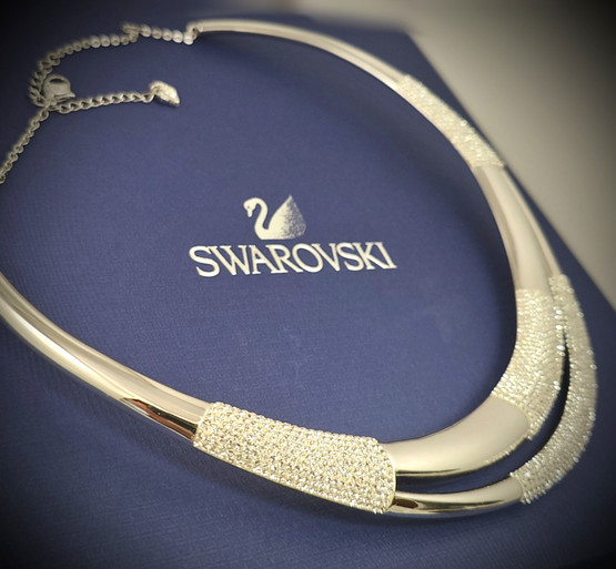 SWAROVSKI | upea kaulakoru | Rodinoitu korumetalli