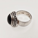 Kalevala koru | Börje Rajalin | Sormus-770 | Spektroliitti | Hopeaa-65