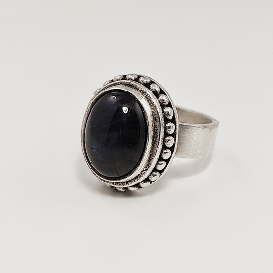 Kalevala koru | Börje Rajalin | Sormus-770 | Spektroliitti | Hopeaa-65