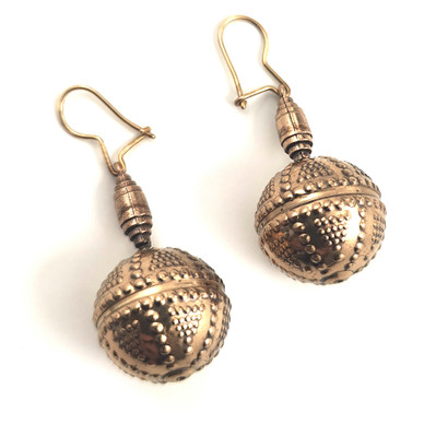 Kalevala koru | Halikon kääty -korut | Filigraani korvakorut | Pronssia