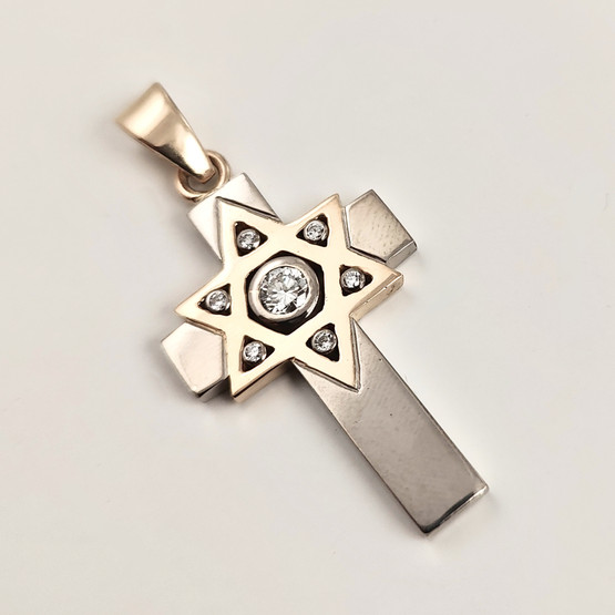 Huikea Ristiriipus Timanteilla | yht 0,47ct  | 585 Kultaa 