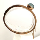 Kauniskoru | Rannerengas sinisellä kivellä ja timanteilla | Rannekoru 585 kultaa -75