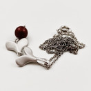 FF/ Finnfeelings |  Puolukka Riipus | kaulakoru | 925 Hopeaa