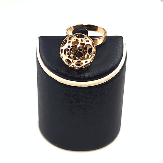 Kultakeskus oy | Liisa Vitali | Leppäkerttu sormus | 14k kultaa -93