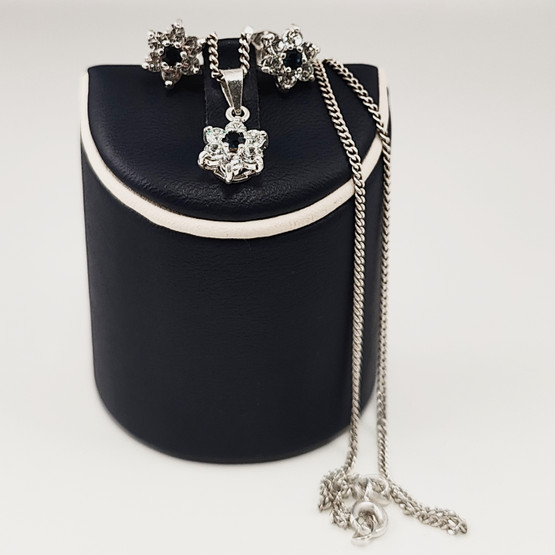 Säihkyvä korusetti | korvakorut &  kaulakoru |  925 Hopeaa