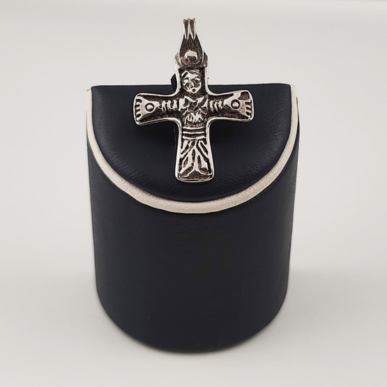 Upea Ristiriipus, 925 Hopeaa 