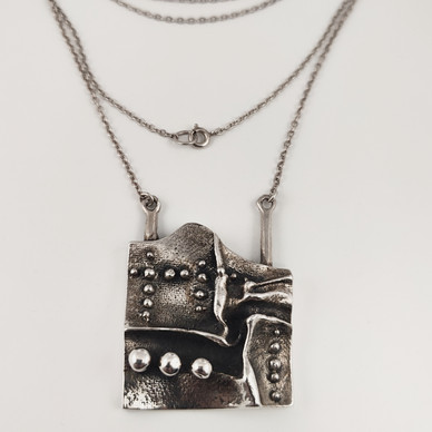 Valo-koru | Hannu Ikonen | Kaulakoru | Hopeaa -71