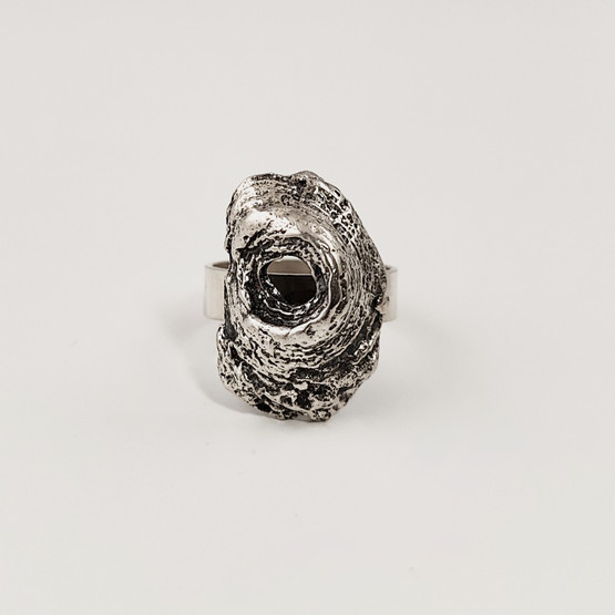 N. Westerback | Helky Juvonen | Outa Sormus | Hopeaa -72