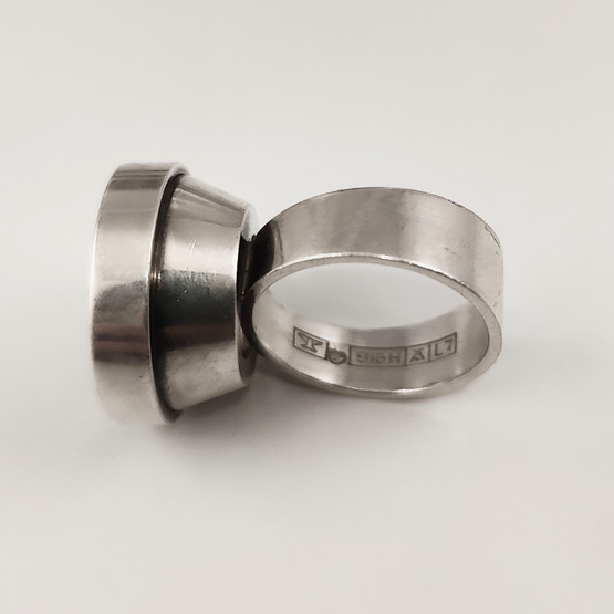 Kupittaan Kulta oy |  Elis Kauppi |  Sormus Ametistilla | Hopeaa -64