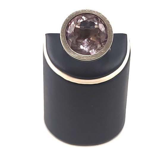 Kupittaan Kulta oy |  Elis Kauppi |  Sormus Ametistilla | Hopeaa -64