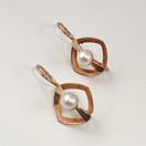 Kultasepät Salovaara ky | Korvakorut | Valkoiset helmet | 14k kultaa -65