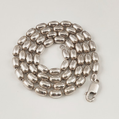 Oliiviketju  / Papuketju / oliiviketju | 45cm | Hopeaa