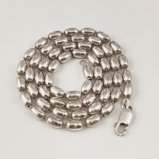 Oliiviketju  / Papuketju / oliiviketju | 45cm | Hopeaa