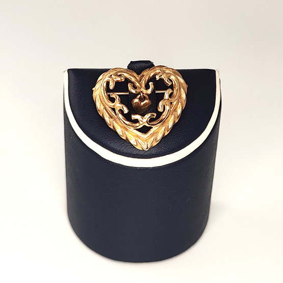 Kalevala koru | Talon sydän SOLKI | Rintakoru 14k kultaa 