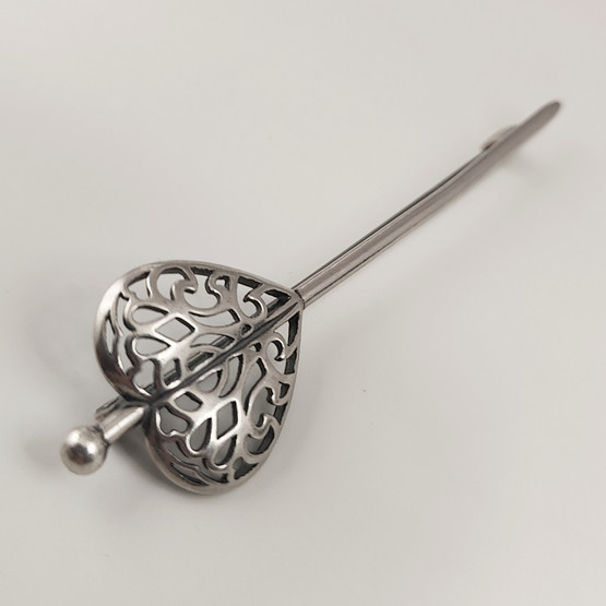 Kalevala Koru | Onnen Sydän solki |  Rintakoru  Hopeaa