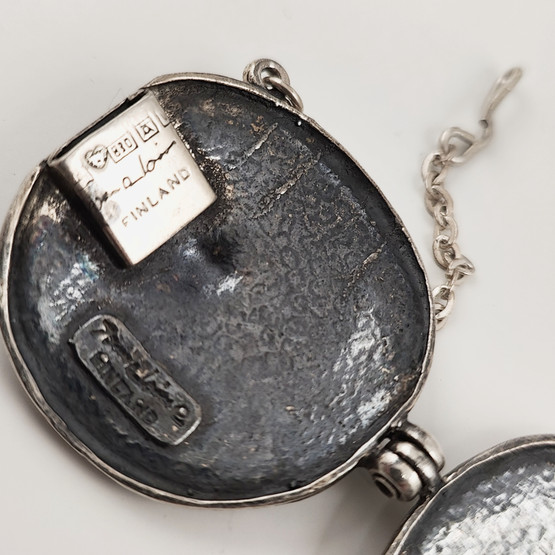 Turun hopea oy | Jorma Laine | (iso] CHIC Rannekoru | Hopeaa 