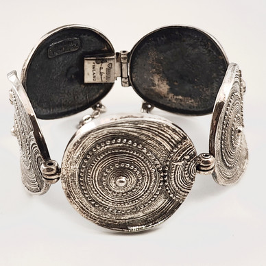 Turun hopea oy | Jorma Laine | (iso] CHIC Rannekoru | Hopeaa 