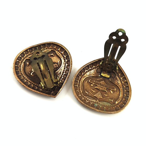 Kalevala Koru | Aarrekääty korvakorut | KLIPSIT | Pronssia