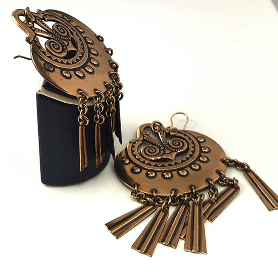 Kalevala Koru | Germund Paaer | (todella isot) Kuutar korvakorut | Pronssia